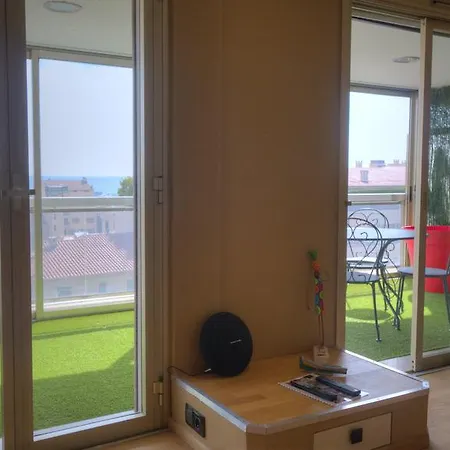 3 Pieces 4 Etoiles Vue Parking Fibre 500m Palais Festivals Apartament